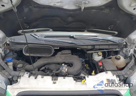 2018 Ford Transit-250 z USA, uszkodzony, nr VIN 1FTYR1ZM8JKB14449